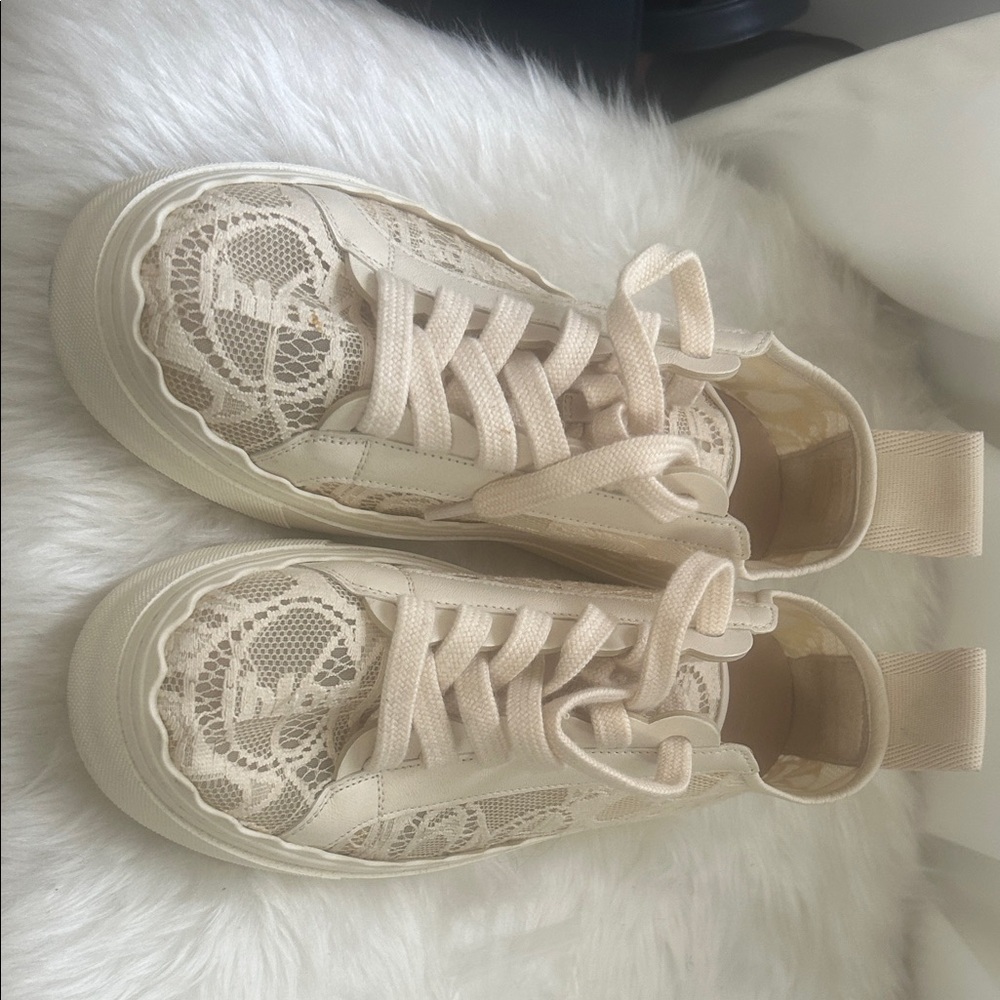 Chloe Lauren Logo Lace Low-Top Sneakers